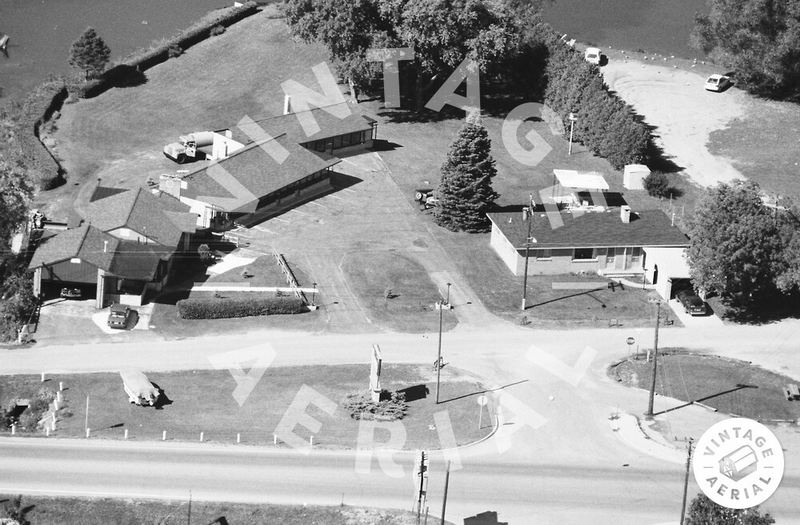 Brown Trout Motel - Brown Trout Motel 1989 (newer photo)